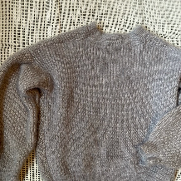 Lumina cropped, drop-sleeve, crew neck sweater - Picture 2 of 8